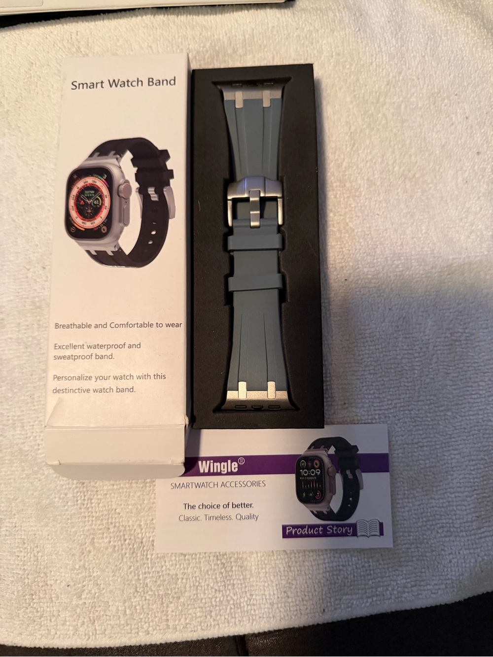 Grey Silicone Smart Watch Band – Apple Ultra Compatible Wearable Accessory